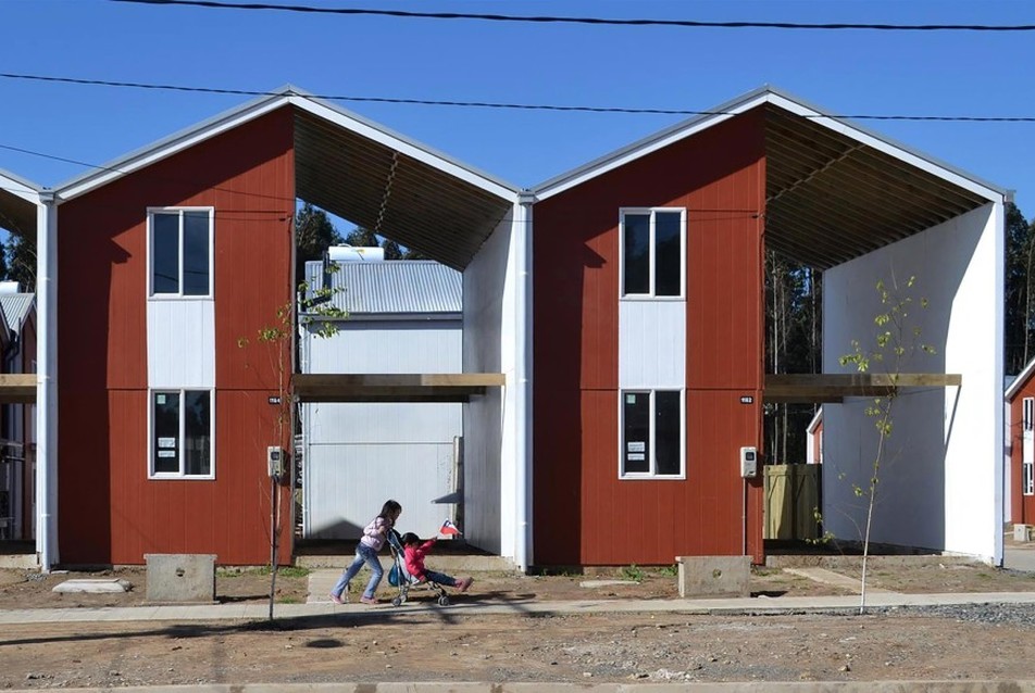 A Pritzker-díjas Alejandro Aravena bérlakás megoldása Chilében. 