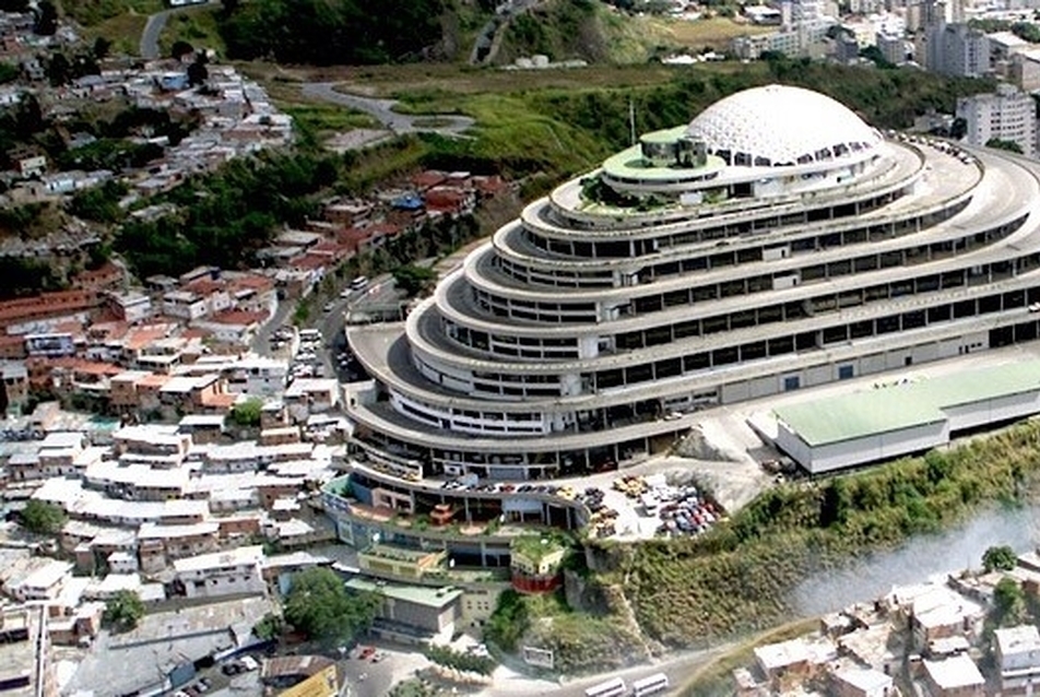 Egy ház sorsa a nemzet sorsa — Venezuela Bábel-tornya