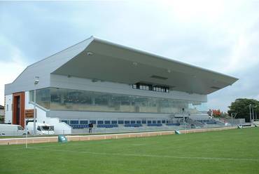 Galway, Rögbi- és agárstadion