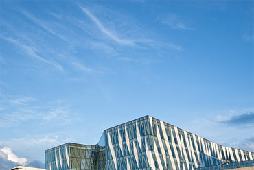 A Nemzetközi Olimpiai Bizottság új székháza, Lausanne. Fotó: 3XN Architects