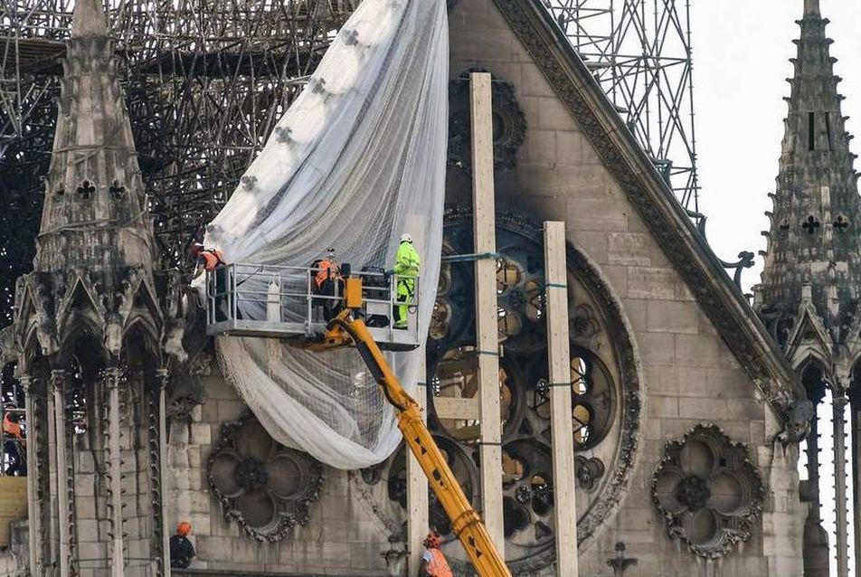 Összedőlhet a Notre-Dame a franciaországi hőhullám miatt