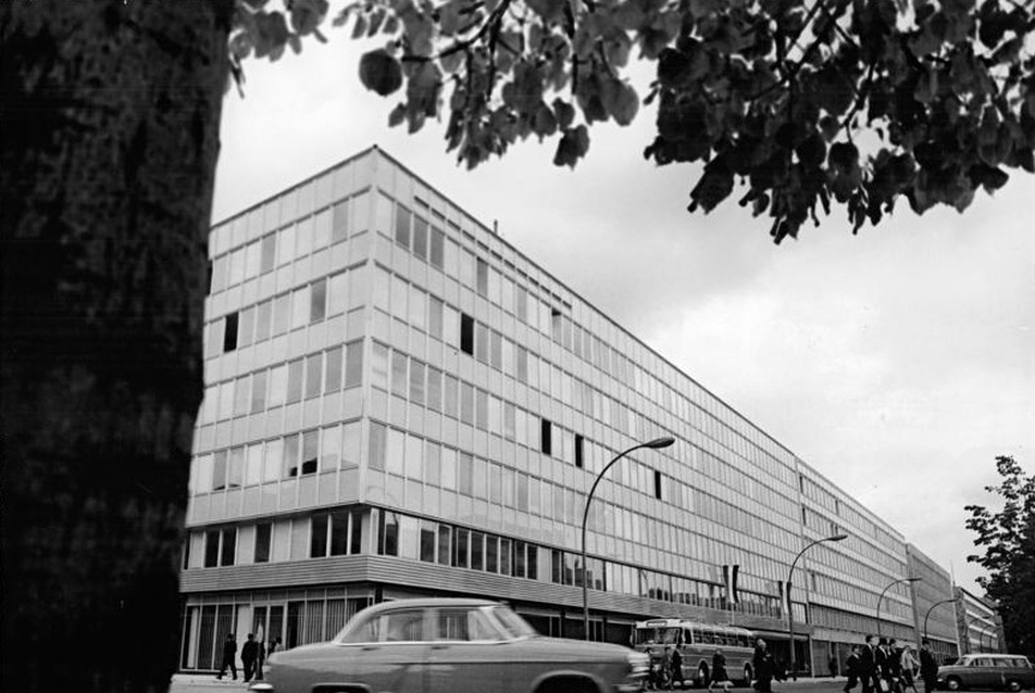 A berlini Magyar Nagykövetség épülete 1966-ban. Fotó: Bundesarchiv, azonosítószám: 183-E1004-0004-001