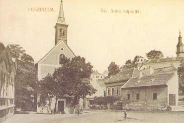 A térről készült huszadik század eleji fénykép. Forrás: a Veszprémi Építész Műhely gyűjtése