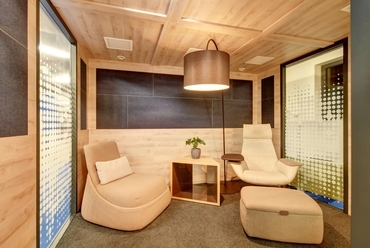 Falak és korlátok nélkül a Blue új irodájában (Fotó: Blue Business Interior Kft.)