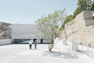 Bevk Perović: Neue Galerie és a kazamaták felújítása, Bécsújhely (Wiener Neustadt), Ausztria, 2016-2019. Fotó © David Schreyer, a Bevk Perović engedélyével