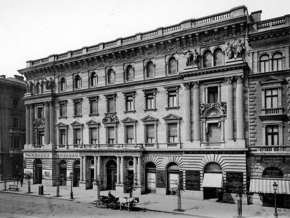 Budapest, a Sugárút (Andrássy út) 12. 1890-ben, tervező: Quittner Zsigmond. Herman Rückwardt felvétele (Architektonische Studienblätter aus Budapest, 1890) 