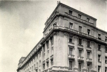 Budapest, Kossuth Lajos tér 13-15, 1930-ban, tervező: Málnai Béla (Magyar Építőművészet, 1930/4., 4. o.)