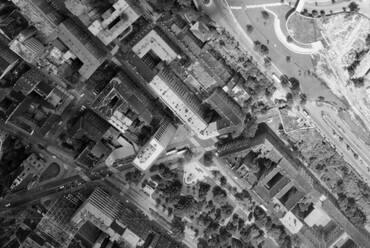 Az Alagút utcai OTP lakóház légi felvételen 1972-ben (Fotó: Fentről.hu)