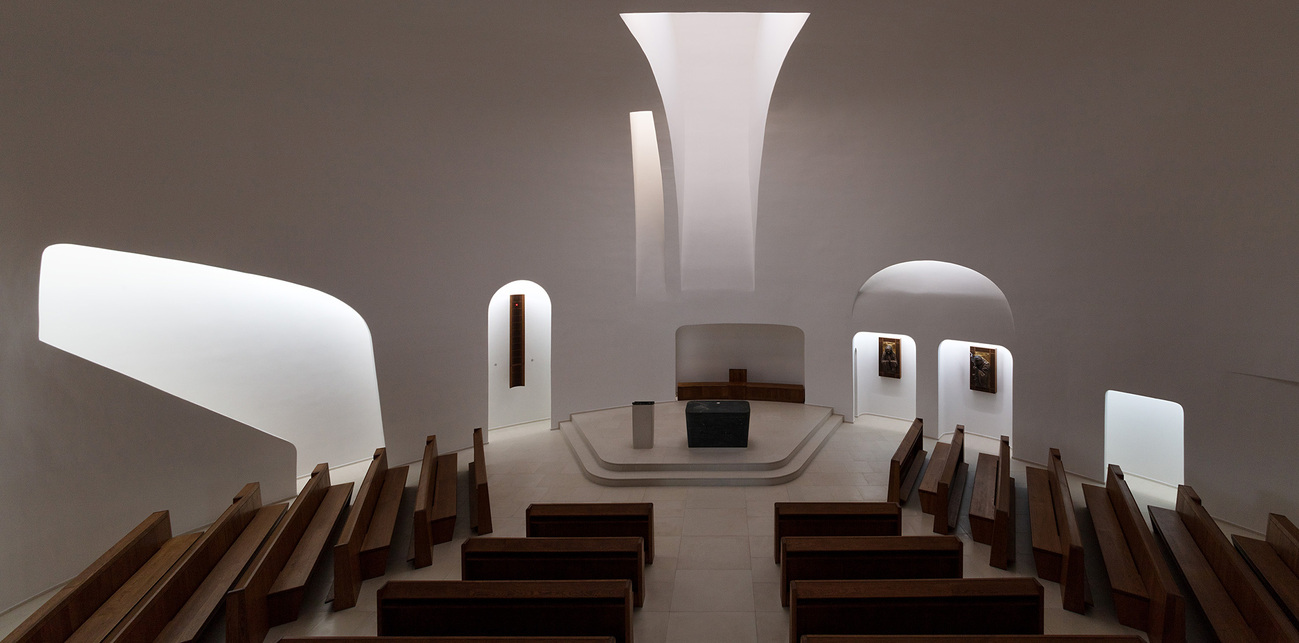 Robert Gutowski Architects: Szent II. János Pál templom, Páty. Fotó: Bujnovszky Tamás