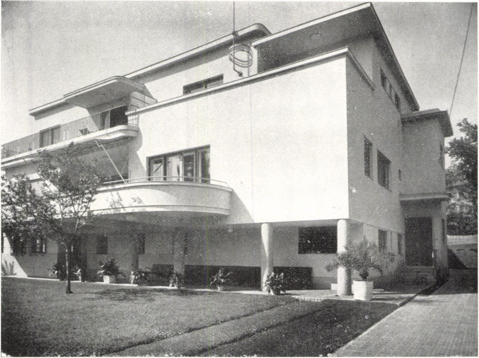 Budapest, Érmelléki út 6., 1933-ban, tervező: Hamburger István (Tér és Forma, 1933/12., 378. o.)