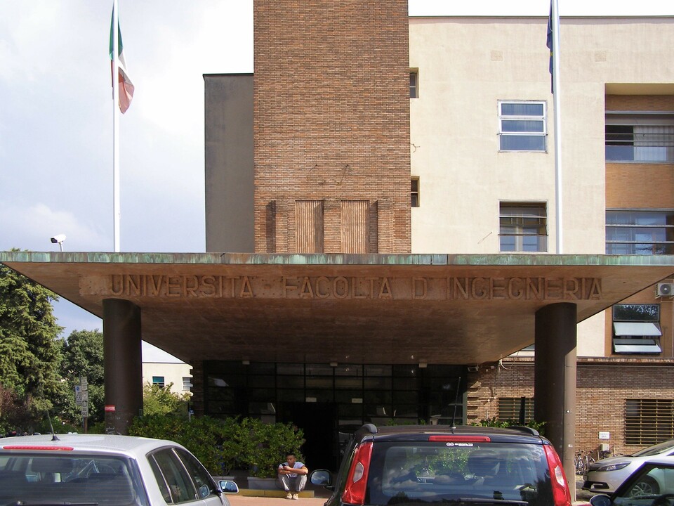 Bologna, La Facolta di Ingegneria, bejárat, Porta Sarragoza, Viale Risorgimento, parco dell'Ex villa Cassarini, Giuseppe Vaccaro, 1932-35. Fotó: Lampert Rózsa