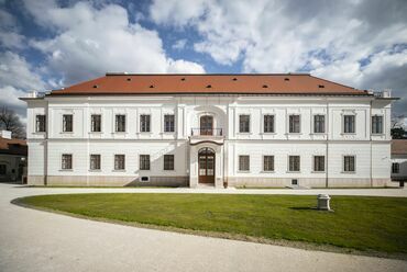 A tatai Esterházy-kastély turisztikai célú fejlesztése, Tervező: M Építész Iroda, 2020., Fotó: Pazirik Informatikai Kft.