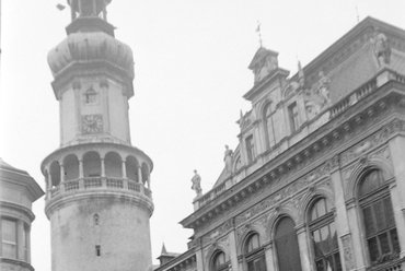 A soproni Tűztorony a Hűségkapuval 1949-ben. Fotó: Fortepan / Magyar Rendőr