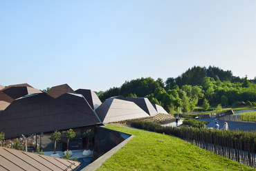 A Terma Olimia bővítése, Termalija Family Wellness részleg, Podčetrtek, Szlovénia, Építészet: ENOTA Architects, 2018., Fotó: Miran Kambič