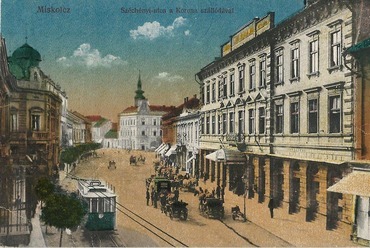 A Korona szálló a Széchenyi utcában, 1920-as évek. Forrás: www.kitervezte.hu