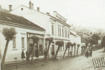 Alsó-Lendvai Takarékpénztár  és utcakép, 1936