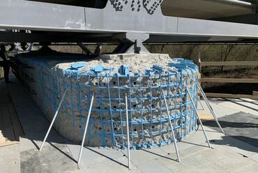 Tisza-híd – Meglévő fejgerenda javítása, befúrt betonacél tüskézések előkészítése