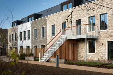 Mole Architects: Marmalade Lane, közösségi lakótelep Cambridge-ben – sorházak – fotó © David Butler