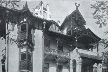 Budapest, Városligeti fasor 33., 1905-ben, tervező: Vidor Emil, ácsmunka: Neuschloss Kornél cége (Der Architekt, 1905/11, Tafel 39.) 