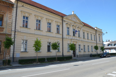 A Jablonszky Ferenc tervezte lendvai járásbíróság, Lendva, Szlovénia (Fotó: Pisnjak Atilla)