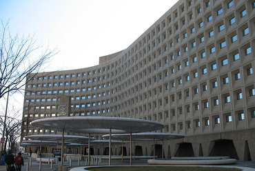 United States Department of Housing and Urban Development, építész: Breuer Marcell. Forrás: Wikimedia Commons