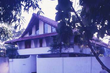 A Coomaraswamy-ház az utca felől, Colombo 1985 – Forrás: thinkmatter.in