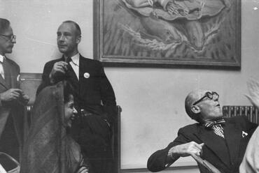 M. de Silva és Le Corbusier az 1947-es bridgewateri CIAM konferencián – Forrás: suravi.fr