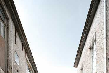 architecten de vylder vinck taillieu: Tangram - Kortrijk, Belgium - fotó © Filip Dujardin, Divisare
