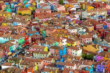 Burano, Olaszország. Fotó: Bachir Moukarzel