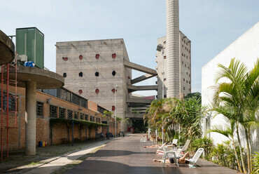 Lina Bo Bardi, SESC Pompéia, São Paulo, Brazília. Forrás archidiap