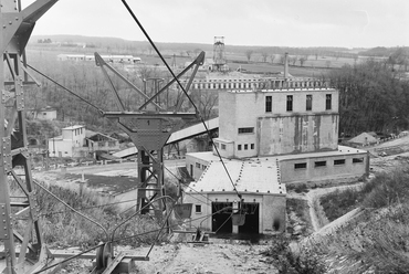 Felsőcsinger bányatelep. Ajka településhálózati szerepköre az ötvenes években megváltozott, a bakonyi bánya- és iparvidék központjaként pozícionálták a tervek. 1960 / FORTEPAN – UVATERV