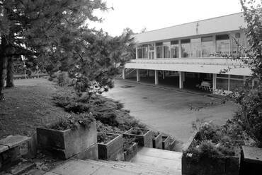 A Zánkai Erzsébet-tábor épületei a felújítás előtt. Fotó: DVM Group. Étterem