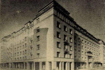 A Phőnix-ház 1930 körül, tervező: Jónás Dávid és Zsigmond (Magyar Feltámadás Lexikona 1932., 306. o.) 