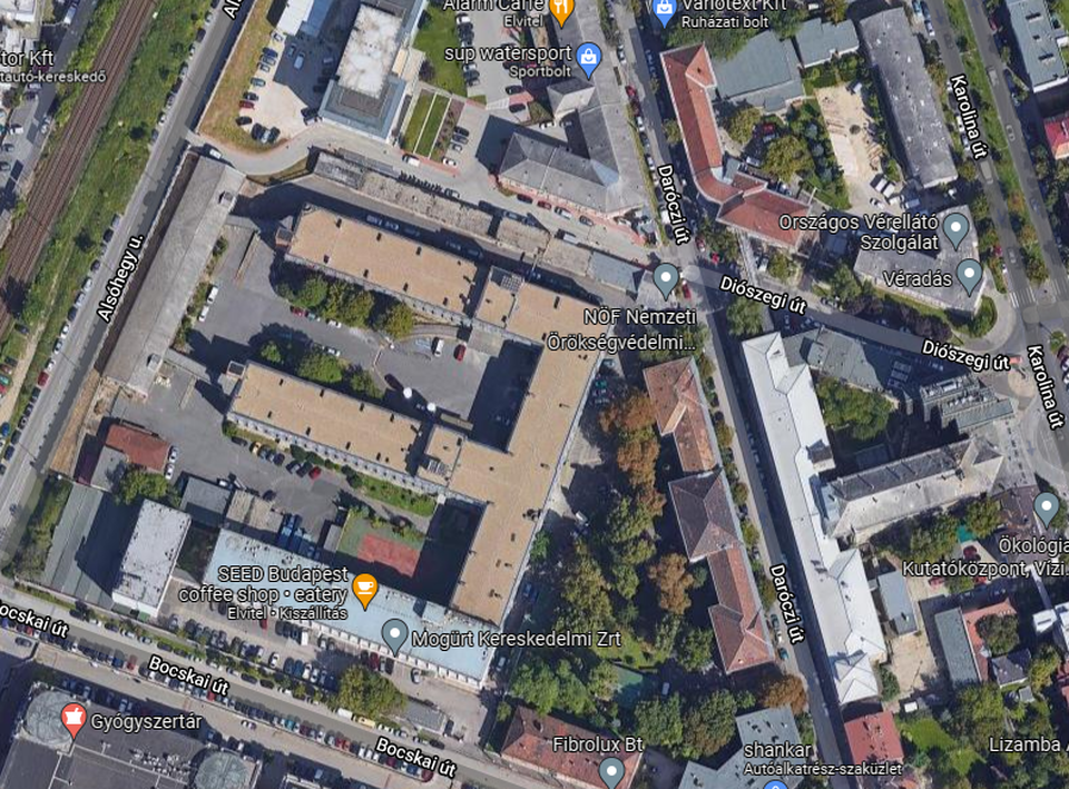 Légi felvétel az épülettömbről. Forrás: Google Street View