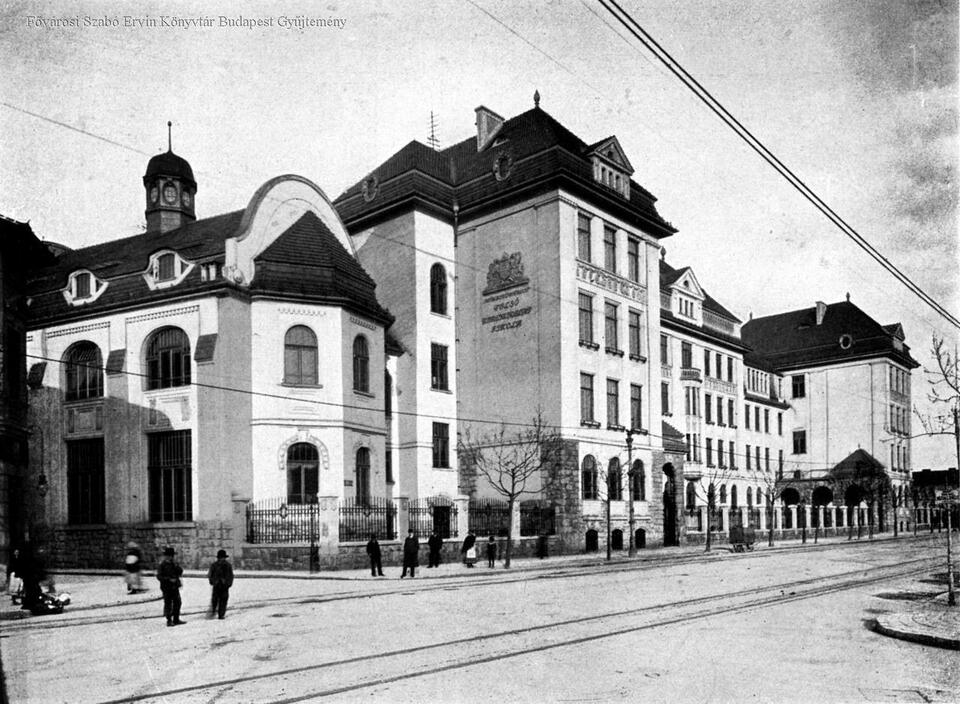 Budapest, Mester utca 58., 1913-ban, tervező: Hültl Dezső (Erdélyi Mór felvétele – FSZEK Budapest Gyűjtemény)