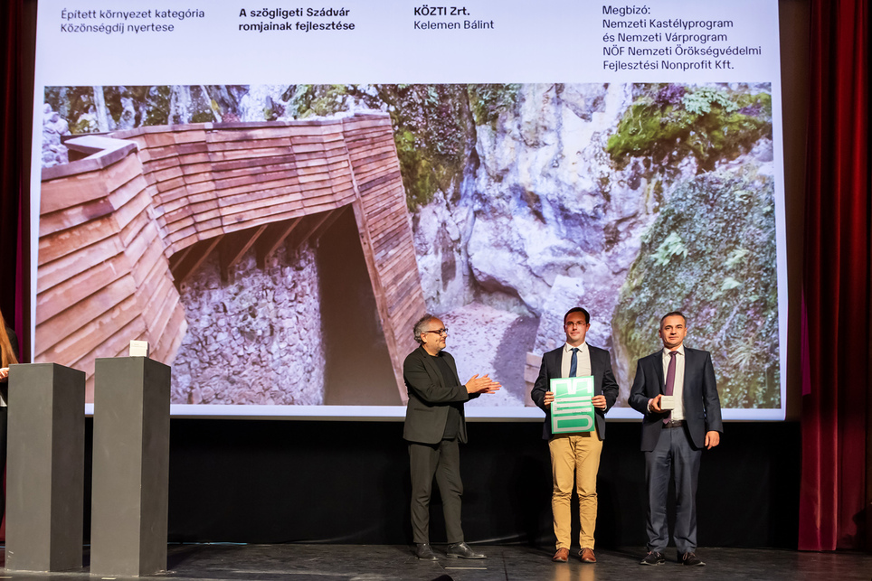 Közönségdíj - Épített környezet kategória, A szögligeti Szádvár fejlesztése a Nemzeti Várprogram keretében, Vezető tervező: Kelemen Bálint, KÖZTI