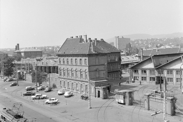 Bartók Béla út 137-135., Kelenföld kocsiszín és a Füzesi Árpád Főműhely, 1974. Forrás: Fortepan / UVATERV