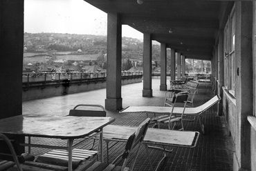 Kútvölgyi úti Központi Állami Kórház (ma Semmelweis Egyetem Kútvölgyi Klinikai Tömb), tetőterasz, 1962. Forrás: Fortepan / Juráncsik Norbert