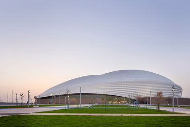 A pekingi olimpiai stadion. Tervező: Herzog & de Meuron. Forrás: Wikipedia