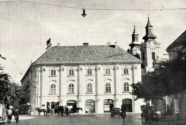 A székesfehérvári városháza a Kotsis-féle átalakítás után. Forrás A Magyar Mérnök- és Építész-Egylet Közlönye 73. évfolyam 17-18. szám