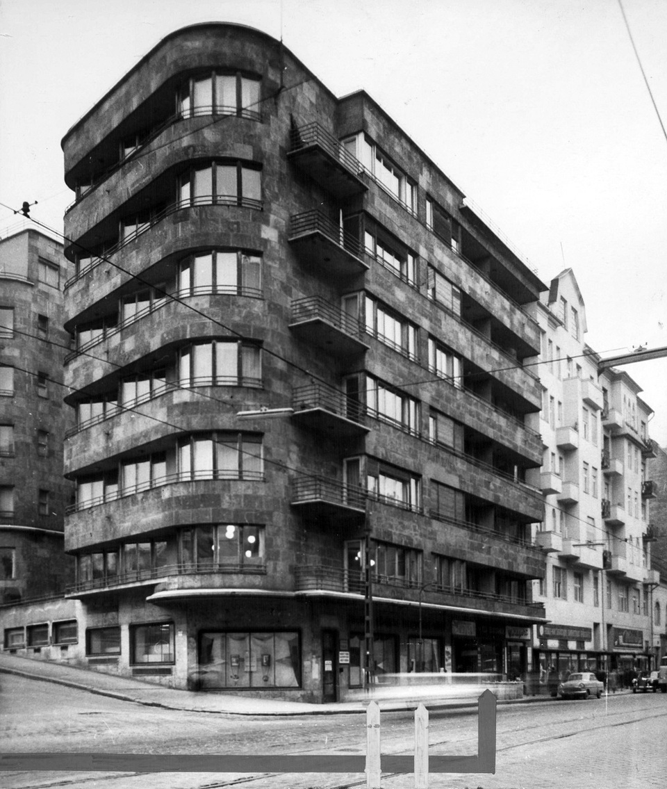 Az épület egy 1960-as évekbeli felvételen. Forrás: Fortepan / Budapest Főváros Levéltára / Városrendezési és Építészeti Osztályának fényképei