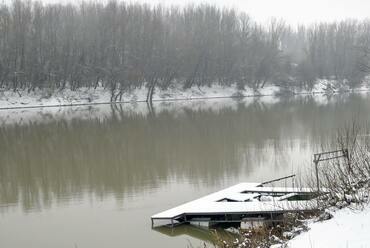 Kirándulás a Tisza 267. folyamkilométerénél, 2013 – fotó: Ártér Építészműterem