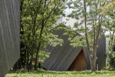 Szikla kabinok – tervező: Hello Wood – fotó: Bujnovszky Tamás