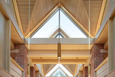 Új könyvtárépület, Magdalene College, Cambridge – Tervező: Niall McLaughlin Architects – Fotó: Nick Kane