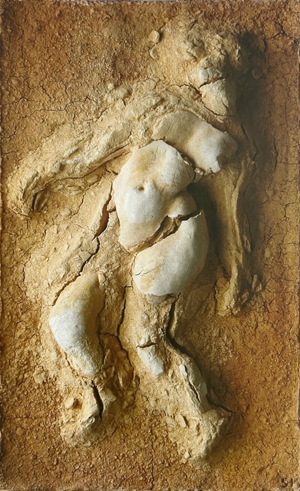 Schrammel Imre: Az elesett, 2007, vörös kőcserép, 1200 °C, 62x35 cm