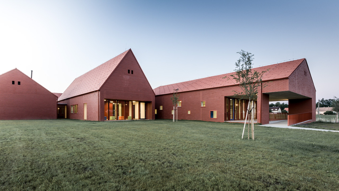  Nagykovácsi bölcsőde, 2015 – tervező: Földes Architects – fotó: Sirokai Levente 