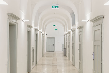 Szerzetesi cellák - ma irodák és vizsgálók, Fotó: Danyi Balázs