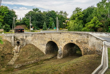 Bár a híd nem műemlék, 2006-ban az eredeti megjelenését messzemenően tiszteletben tartó, teljes felújítást kapott.
