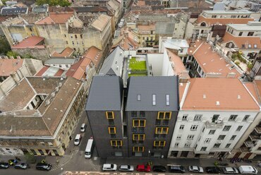 Társasház a Szondi utcában – Bártfai-Horváth Építészműhely – fotó: Bognár Benedek