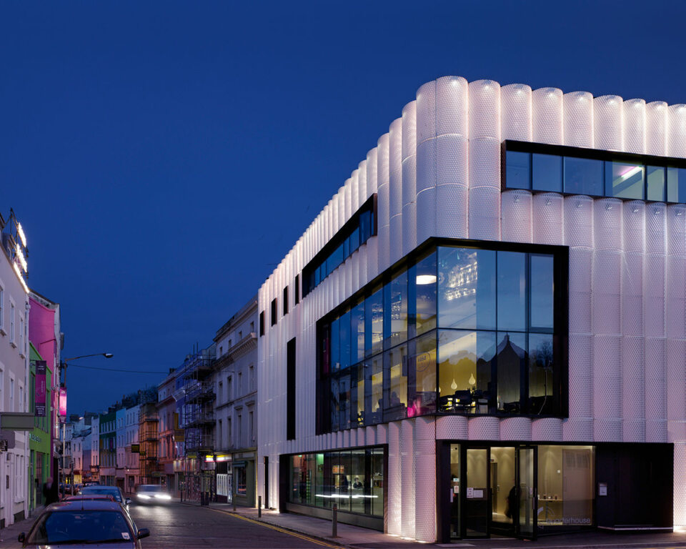 Qarterhouse Folkestone, Folkestone, Egyesült Királyság / tervező: Alison Brooks Architects / forrás: Alison Brooks Architects